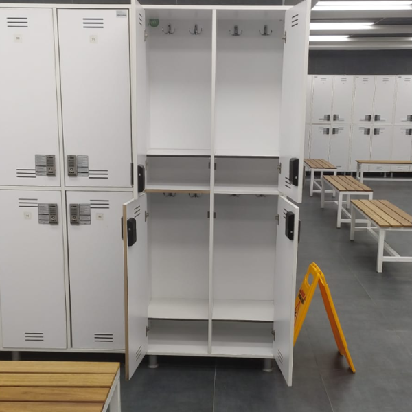 Düz Kapak Soyunma Dolabı